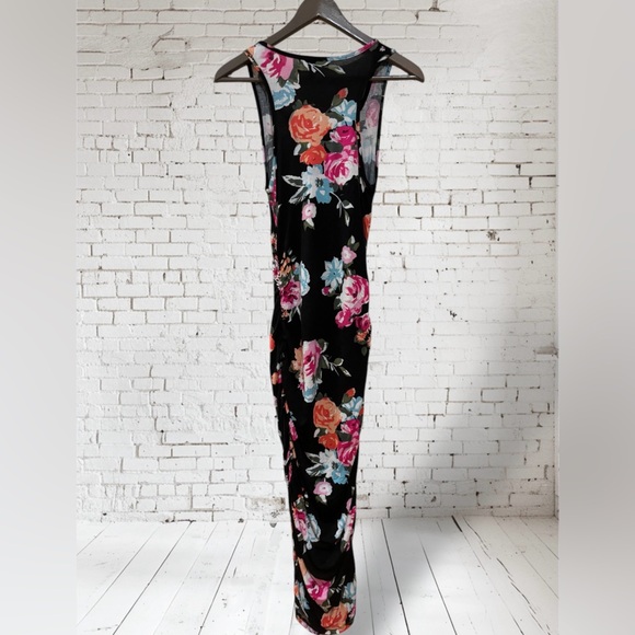 Fitted long floral dress - Picture 2 of 2